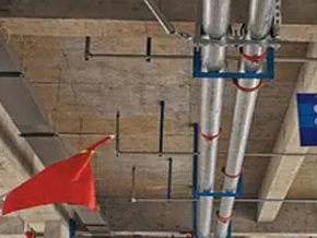逊克管廊支架的安装方法